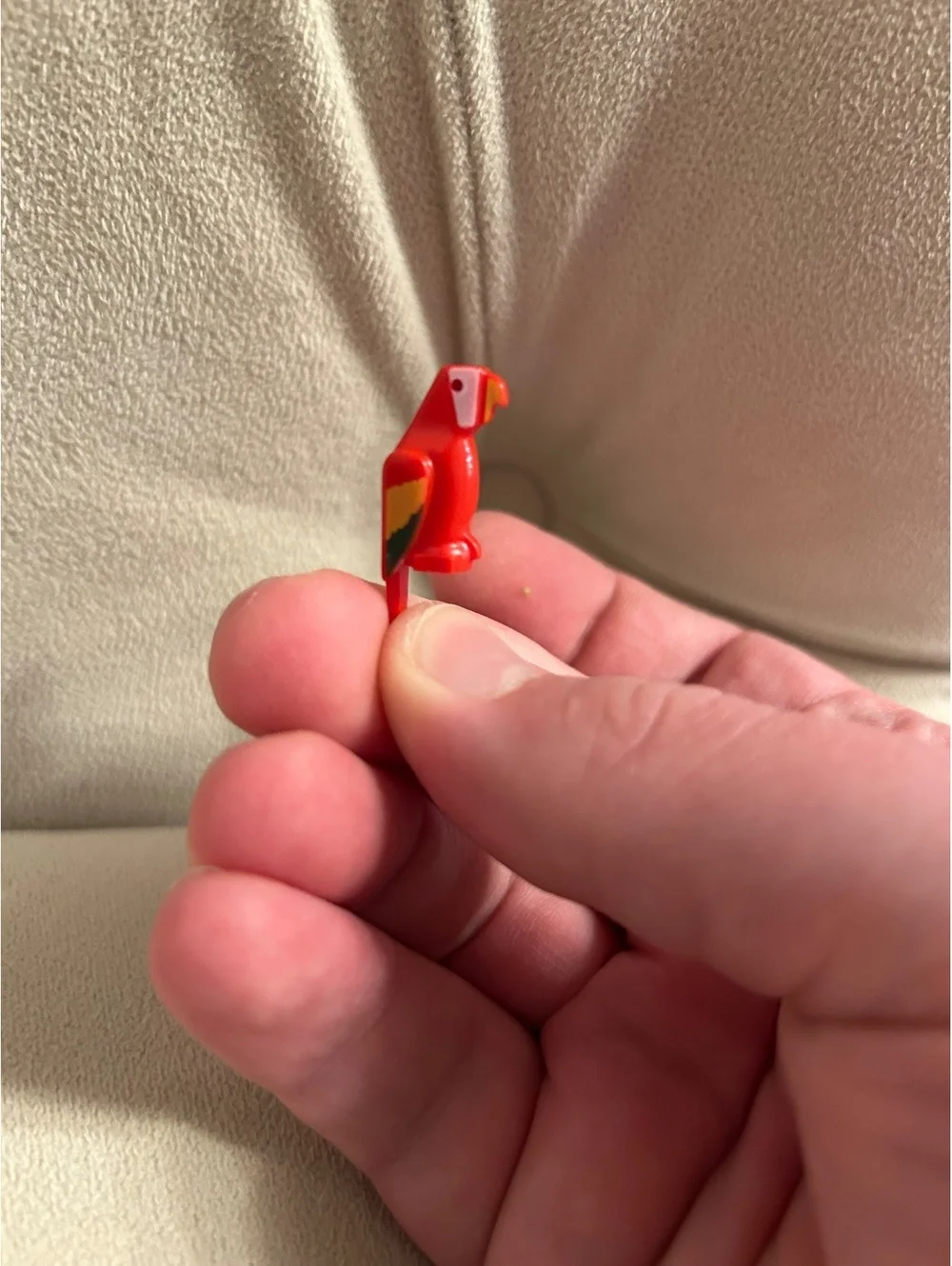 LEGO Red Bird, Parrot with Small Beak with Green and Yellow Feathers, Pirates